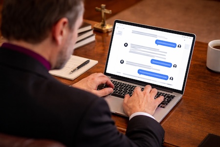 Čats ar bijušo luterāņu arhibīskapu