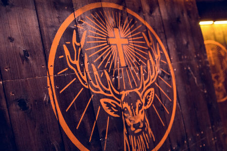 Jägermeister un kristiešu reliģiskās jūtas