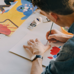 Laikmetīgi attēlotie desmit baušļi