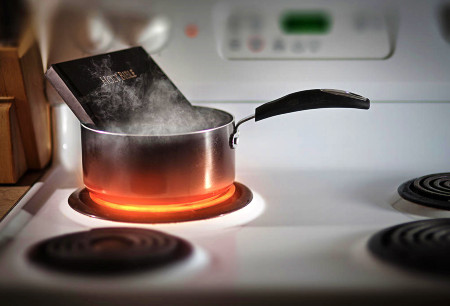 Vai Bībele ir drukātais Dievs?